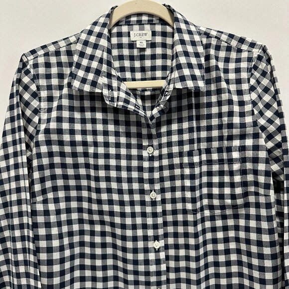 J. Crew Tops - J. CREW Classic Women's Fit Shirt in Crinckle Gingham, Button Down